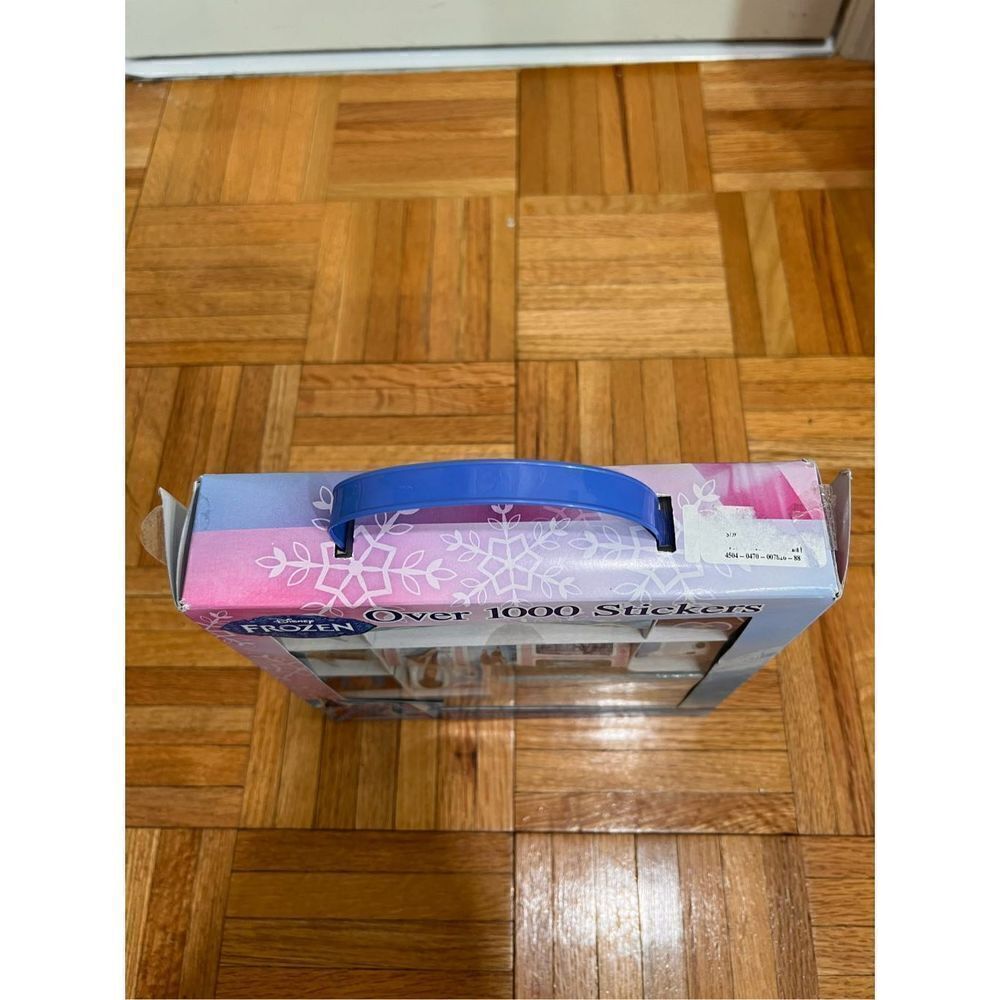 ‎Disney Frozen Sticker Activity Set - Picture 3 of 5
